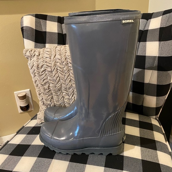 sorel joan rain tall